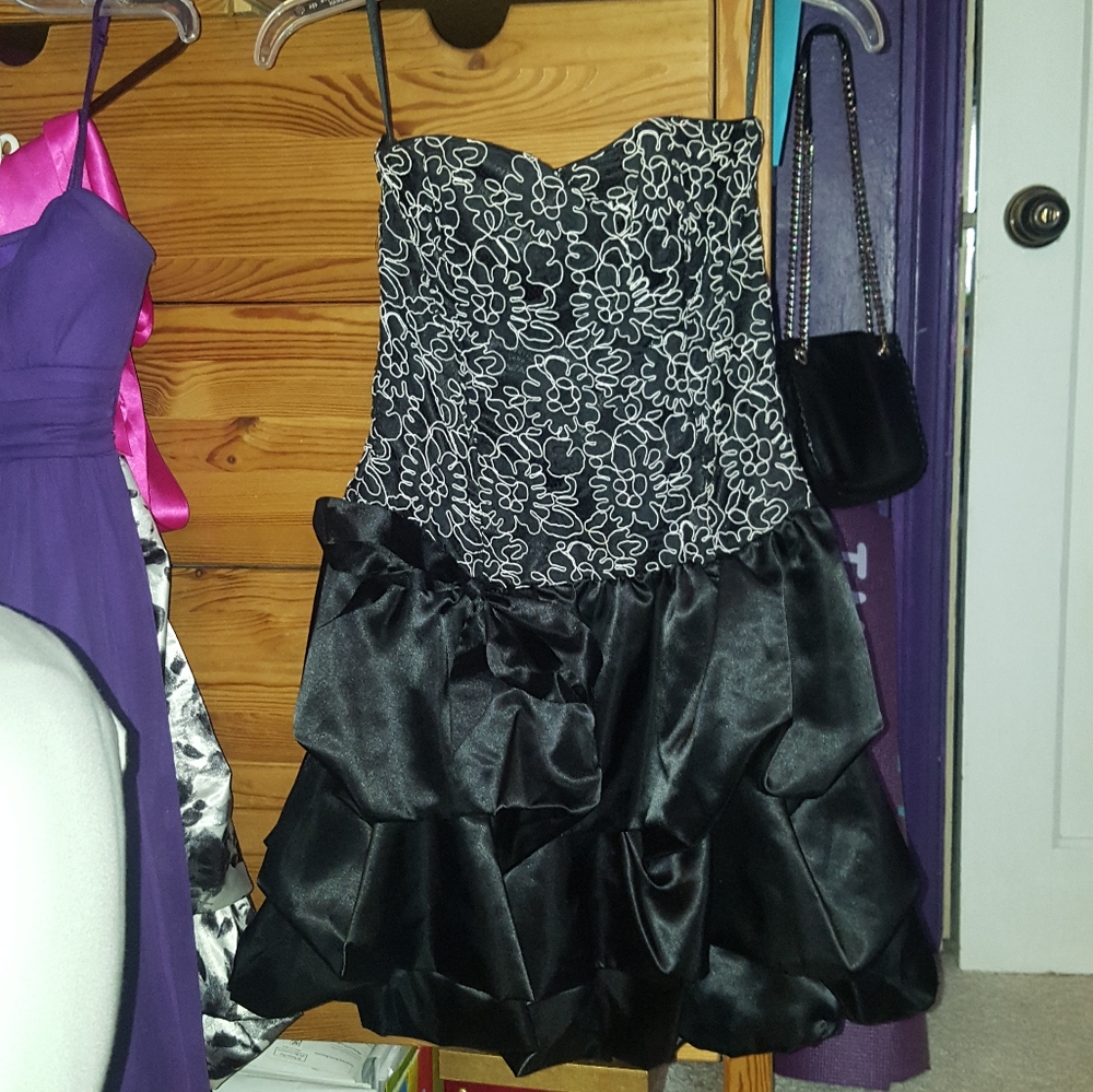 Black and White Homecoming/prom dress